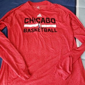 Like new condition men's small Adidas NBA t-shirt